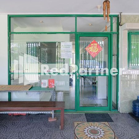 Pondok Hijau Syariah Mitra Reddoorz At Citraland Surabaya Buitenkant foto